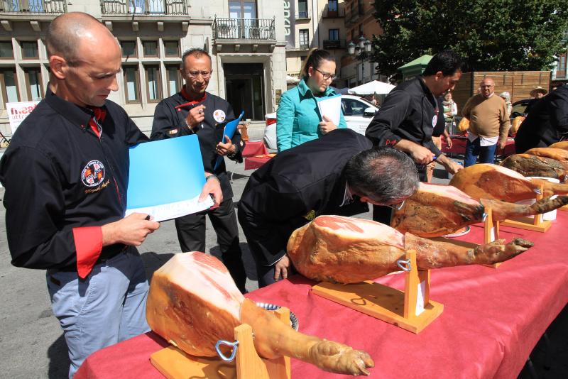 V Feria del Jamón de Castilla y León en Segovia