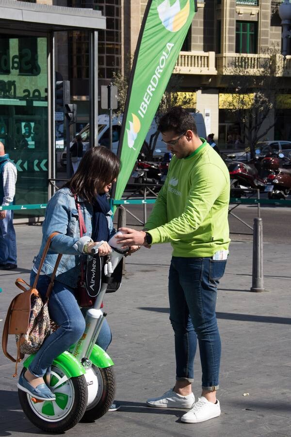 La compañía eléctrica ha habilitado un espacio con motivo de la celebración de la Semana de la Movilidad para difundir iniciativas dirigidas a concienciar a los ciudadanos sobre los medios de transporte sostenibles