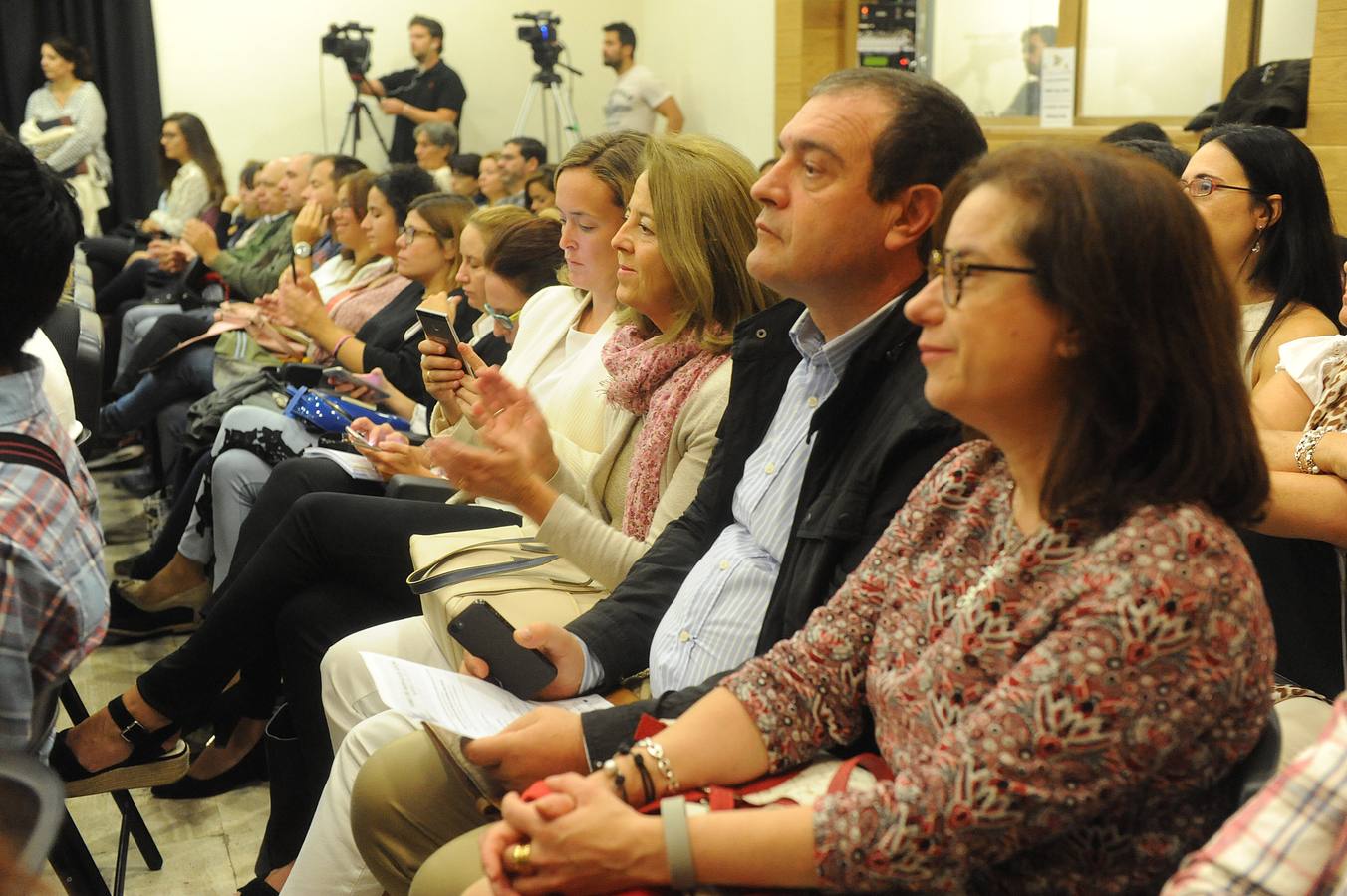 El Norte de Castilla y la Concejalía de Servicios Sociales del Ayuntamiento de Valladolid ponen en marcha el 'Foro de Servicios Sociales: Nuevas Políticas', con el objetivo de analizar la situación actual de esta atención social y a las personas, evaluar las estrategias más eficaces y novedosas en esta materia y difundir las acciones puestas en marcha 