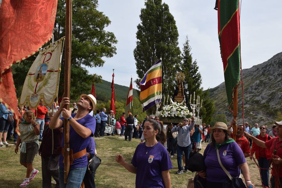 Romería en el santuario de la Virgen del Brezo