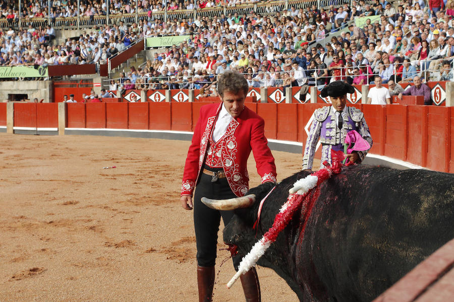 Pablo Hermoso, Sergio Galán y Lea Vicens vuelven a abrir la pueta grande