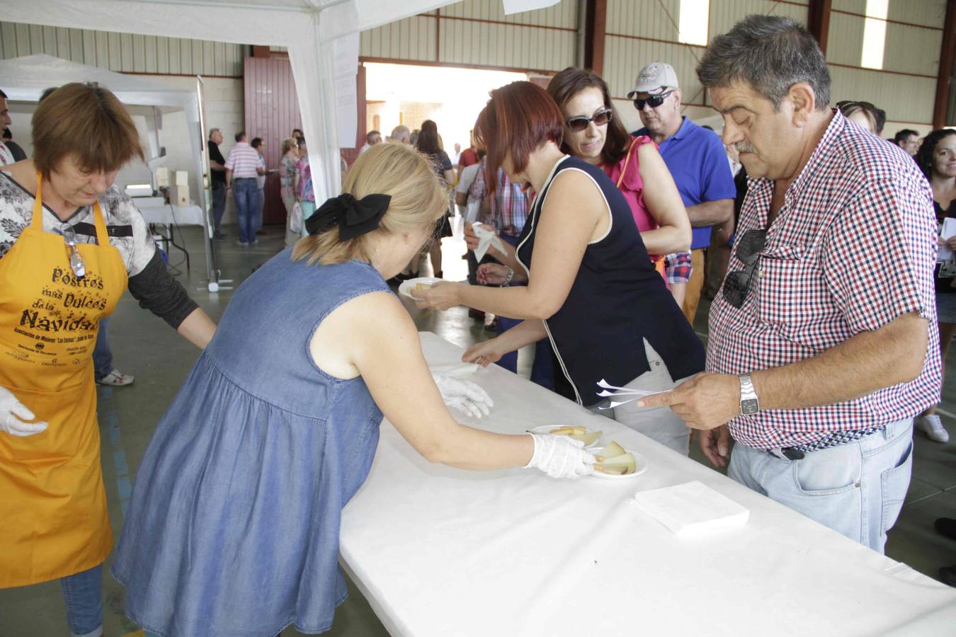 Sardón celebra su X Feria del Queso