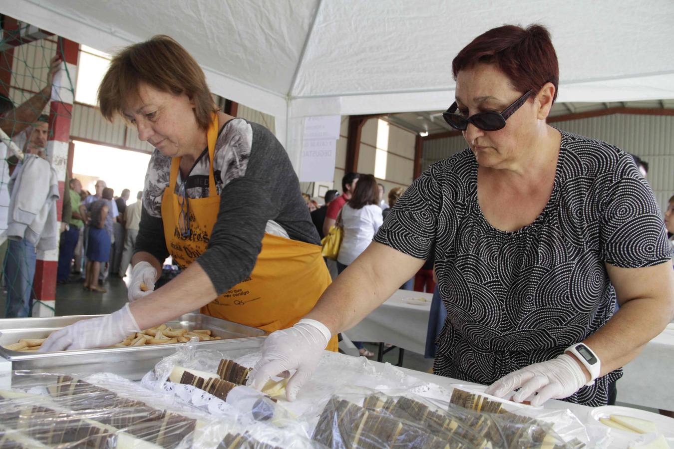 Sardón celebra su X Feria del Queso