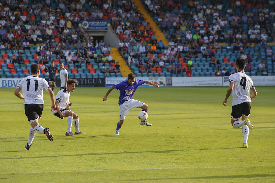 Partido entre el CF Salmantino y La Bañeza