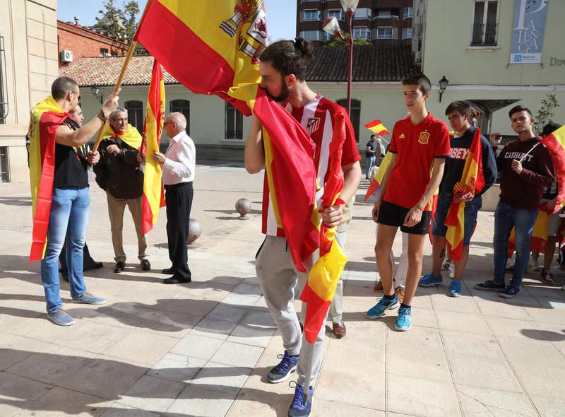 Concentración en Palencia contra el referéndum de Cataluña