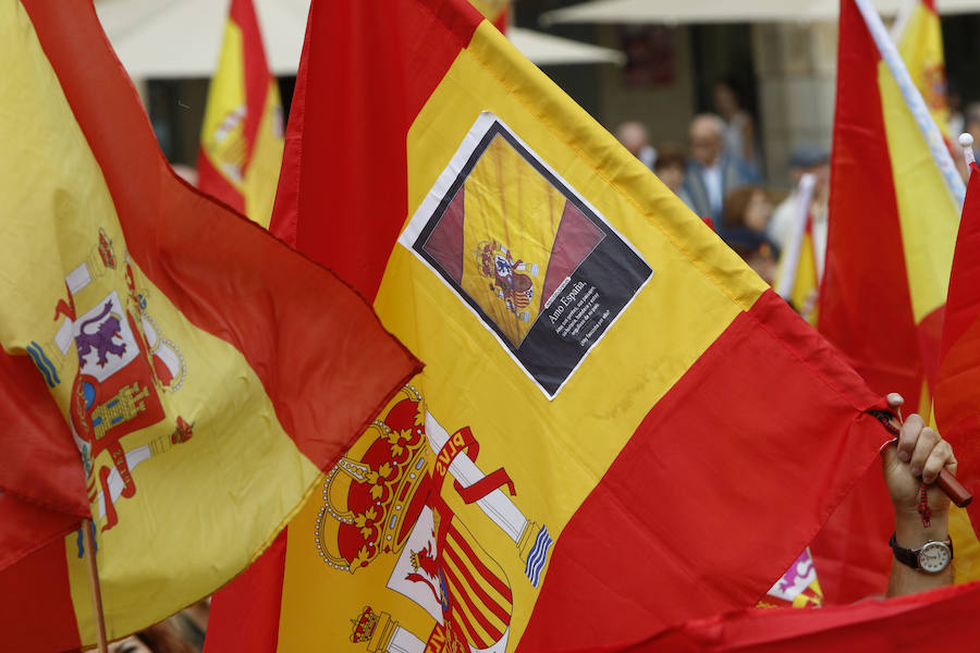 Concentración en Salamanca contra el referéndum de Cataluña 