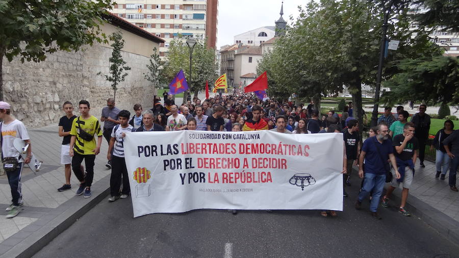 Manifestación en Valladolid por el derecho a decidir en Cataluña