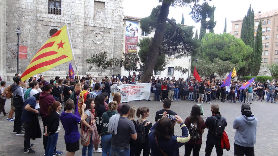 Manifestación en Valladolid por el derecho a decidir en Cataluña