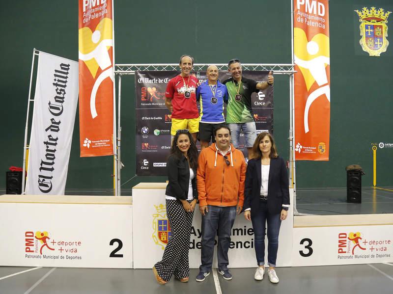Podios de la Media Maratón de El Norte y la carrera de 5 kilómetros en Palencia