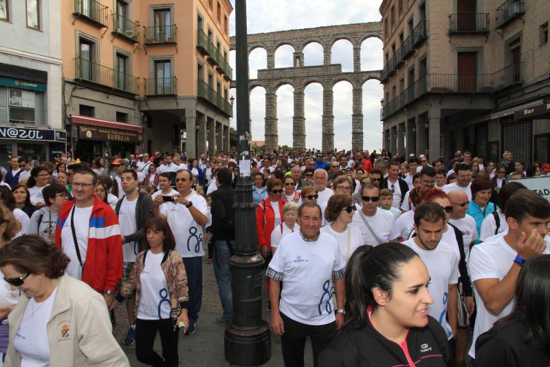 Más de 2.700 caminantes se suman a la Marcha Popular de Apadefim en Segovia