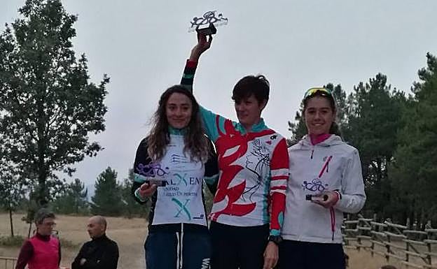 Miriam Delgado, en lo más alto del podio