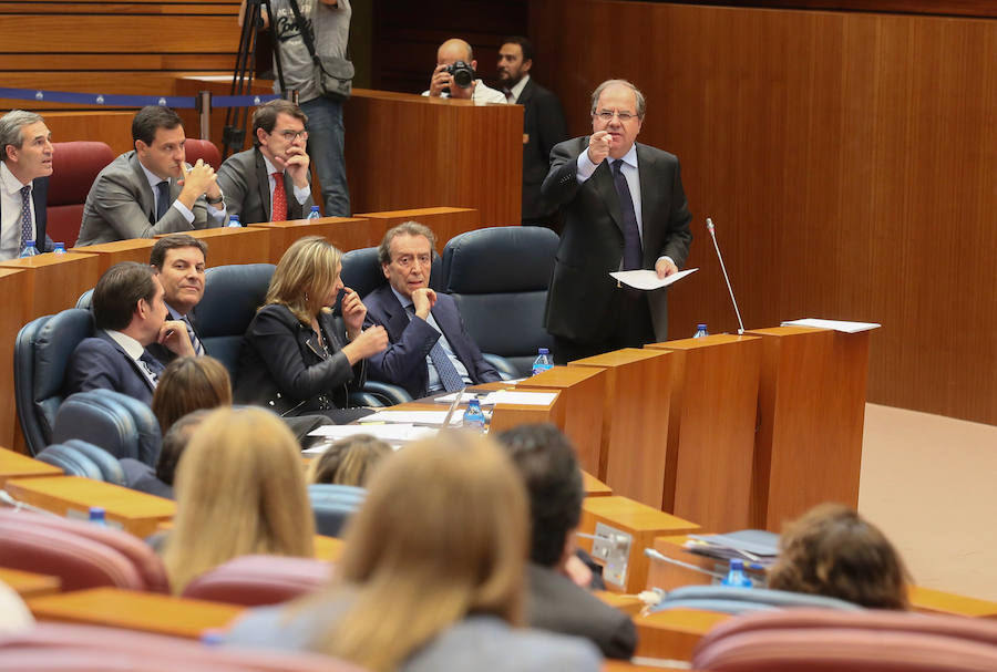 Pleno en las Cortes de Castilla y León