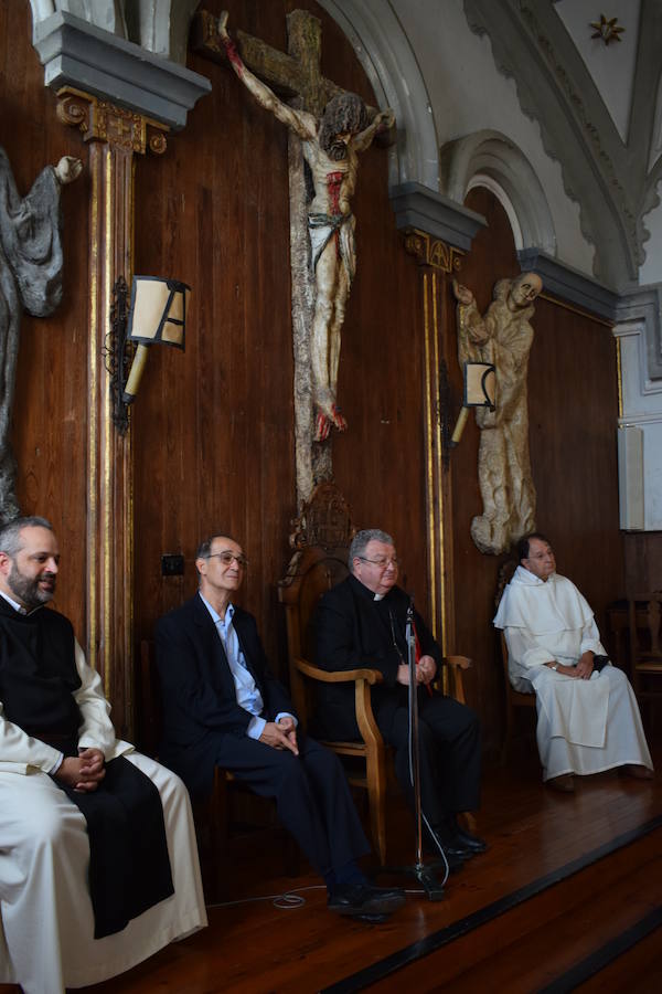 El obispo, Manuel Herrero, anima a los monjes y monjas a abrirse a la sociedad para que «la gente pueda entrever lo que somos y hacemos»