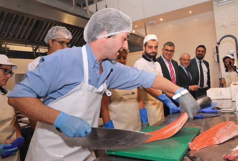 La Escuela Internacional de Cocina forma a pescaderos y carniceros