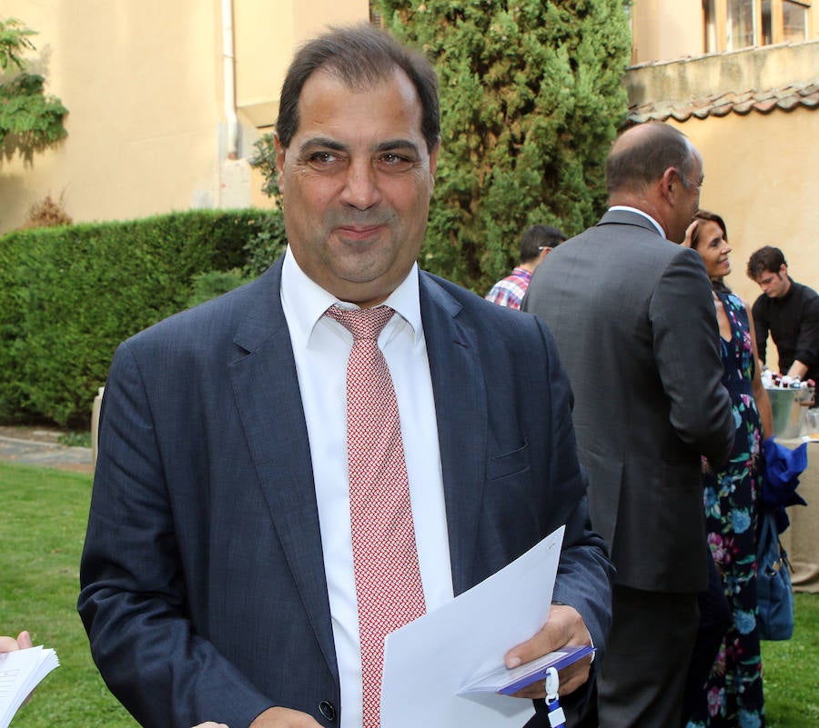 Conferencia de presidentes y cabildos de diputaciones en Segovia