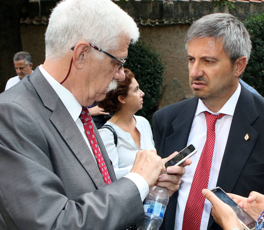 Conferencia de presidentes y cabildos de diputaciones en Segovia