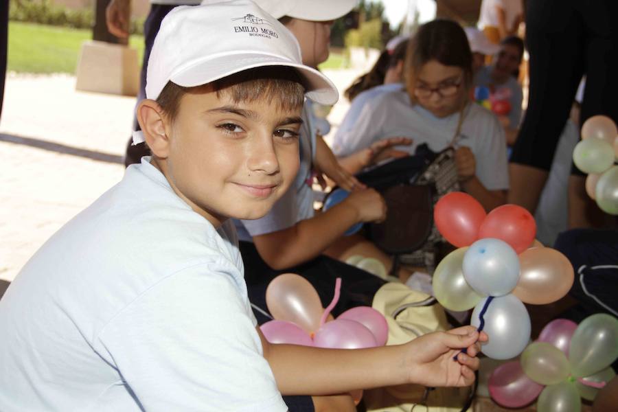 Durante la entrega de los galardones, los estudiantes participaron en distintas actividades de recreo y didácticas en un viñedo del grupo bodeguero familiar Emilio Moro, organizador del certamen