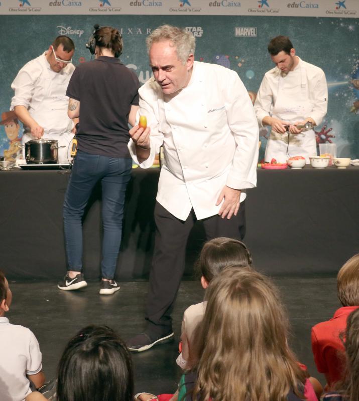 Ferran Adrià visita la Escuela Internacional de Cocina de Valladolid