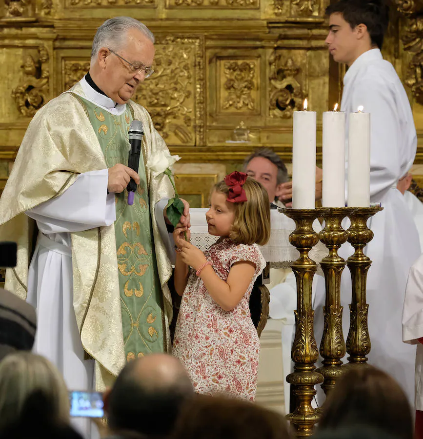 Jesús Mateo celebra su última misa como párroco de San Lorenzo