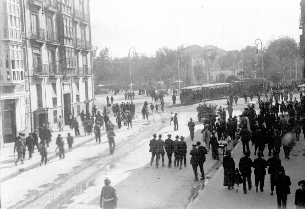 Calle de Santiago a principios del siglo XX.
