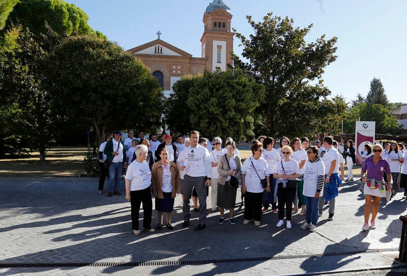 Más de 200 personas entre usuarios, residentes, familiares, voluntarios y personal del centro han participado en la caminata