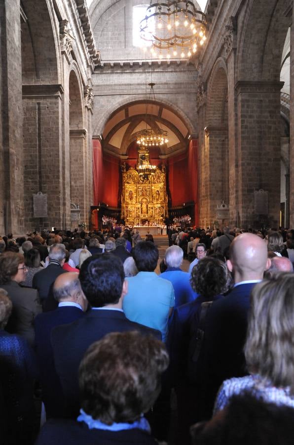 La Catedral acoge el funeral por Fernando García, rector del Seminario de Valladolid