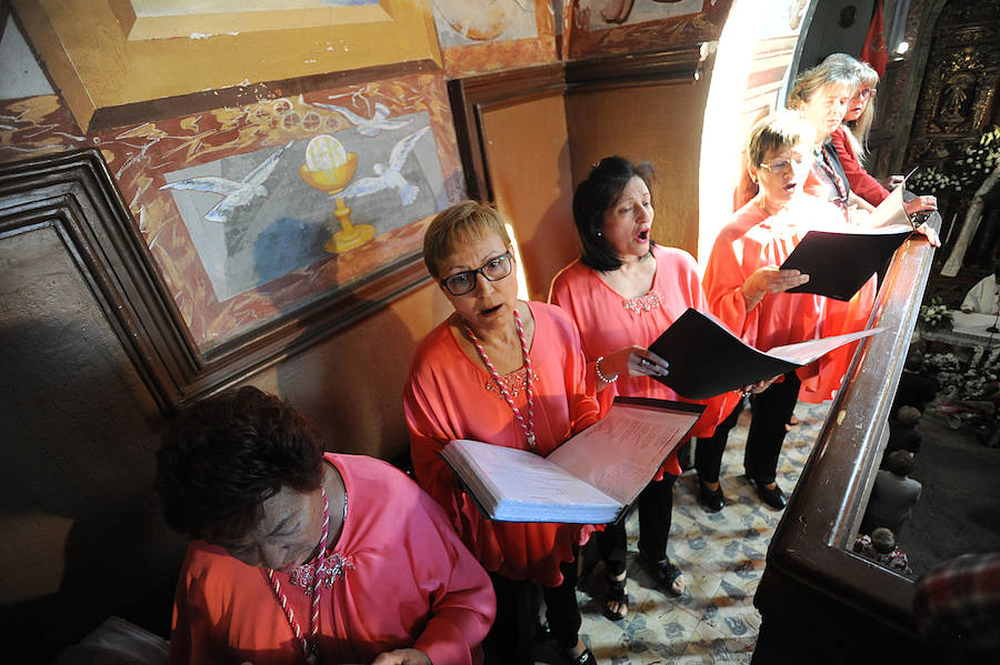 Misa en honor a la Virgen de la Soterraña en Olmedo