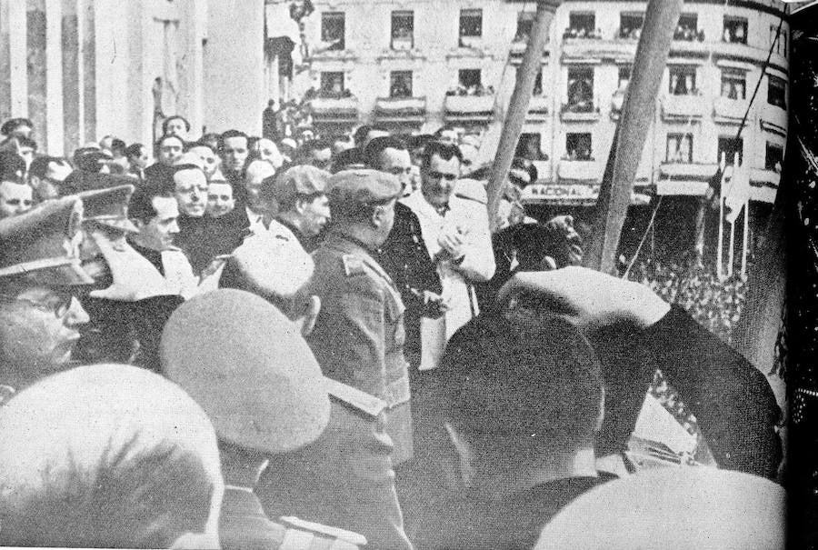 Franco en Valladolid el 20 de mayo de 1945.