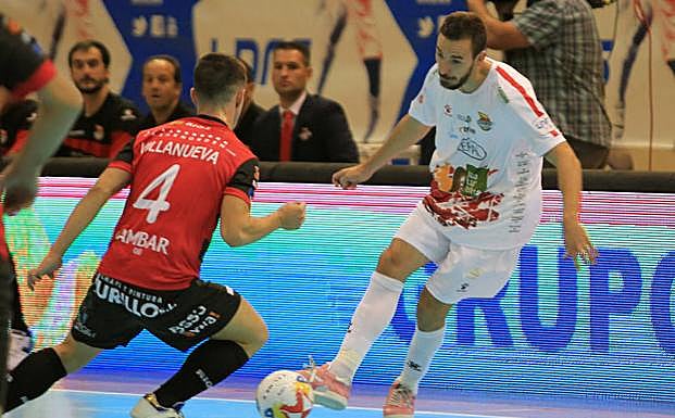 Borja Blanco, en el primer partido de Liga con el Naturpellet.