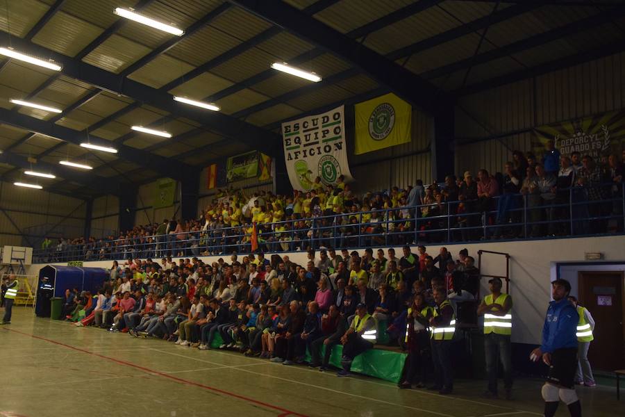 El equipo norteño ganó al equipo de primera división Ribera Navarra (6-4) y se clasificó así para octavos de fina para la copa del rey.