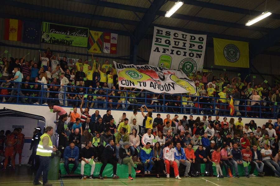 El equipo norteño ganó al equipo de primera división Ribera Navarra (6-4) y se clasificó así para octavos de fina para la copa del rey.