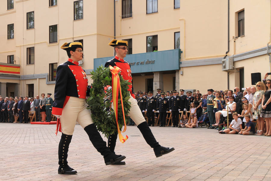 Desfile de la Guardia Civil por el día de la Hispanidad en Segovia, El Espinar y La Granja