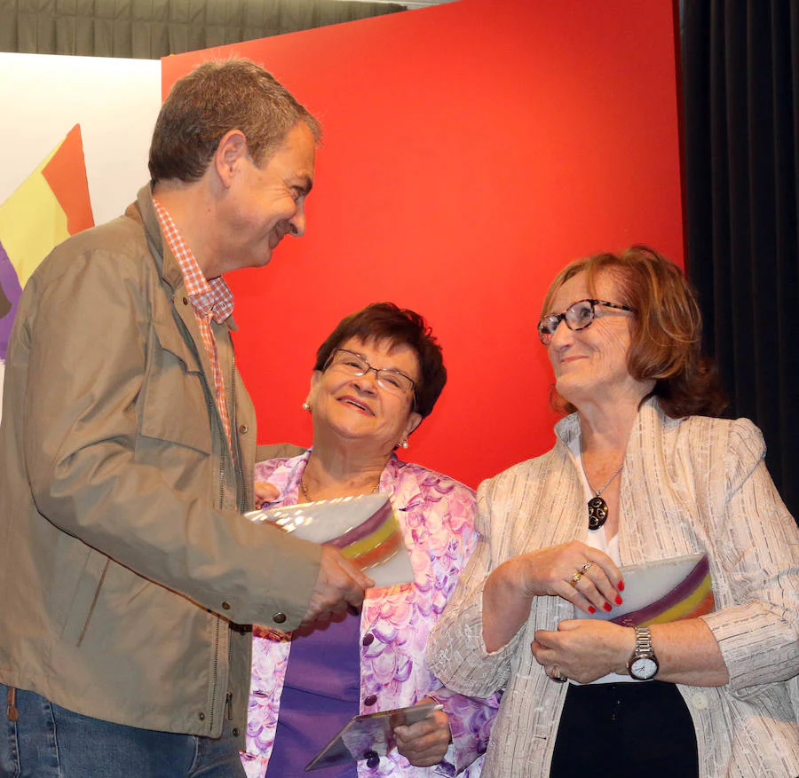 José Luis Rodríguez Zapatero recibe el Premio Benedicta Rodríguez, en los II Premios, por la Memoria Historica