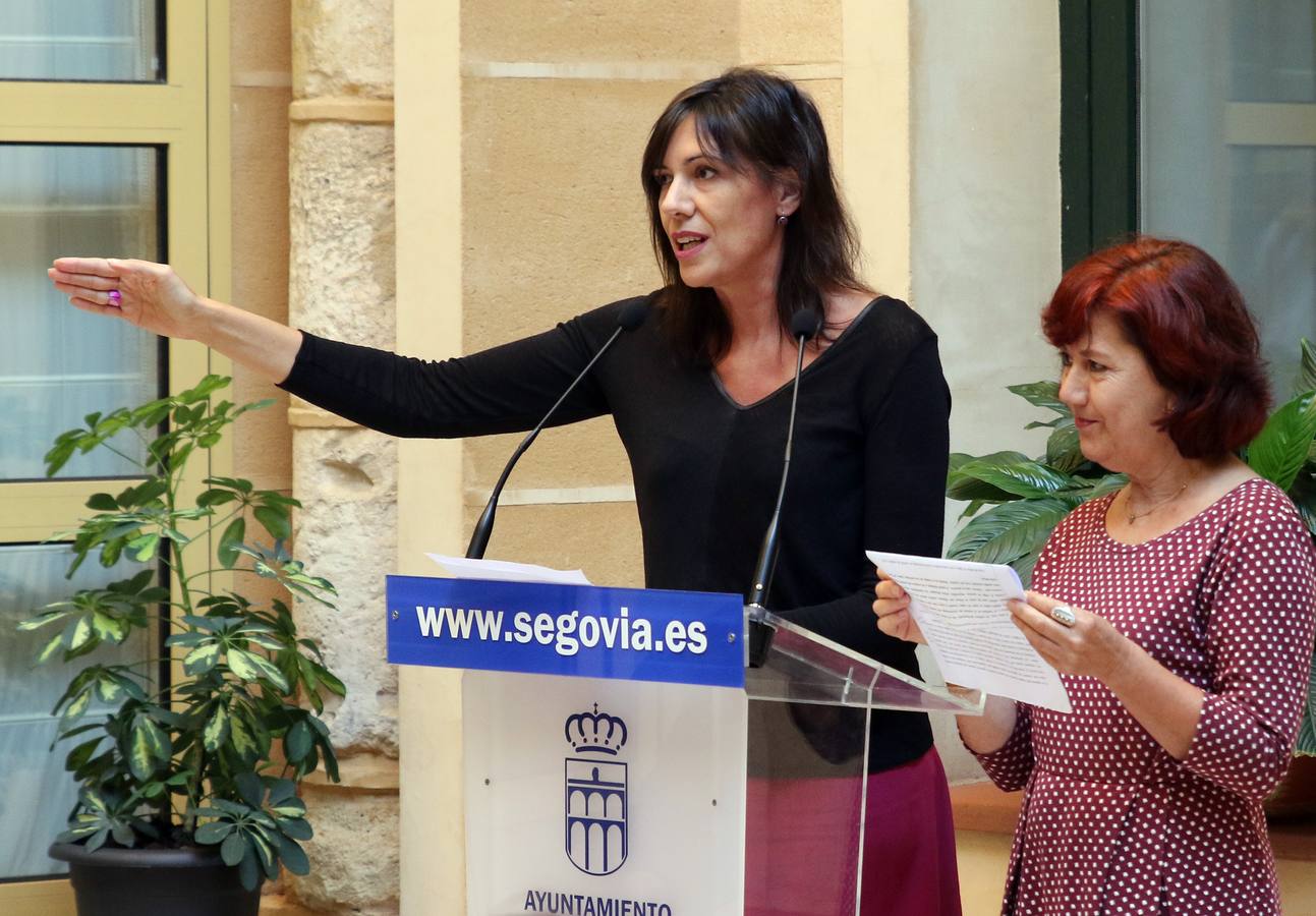 Bajo el lema 'Mujeres, saber y poder', se han celebrado actos en el Ayuntamiento y la Biblioteca Pública