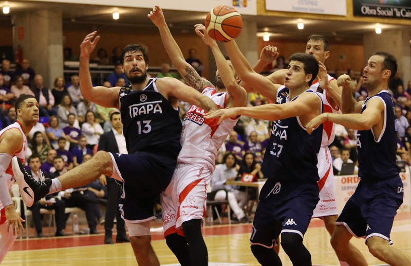 El equipo de Joaquín Prado pierde en casa y suma su cuarta derrota consecutiva en un inicio de temporada para olvidar