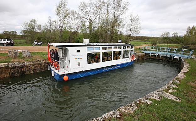 Barco Marqués de la Ensenada.