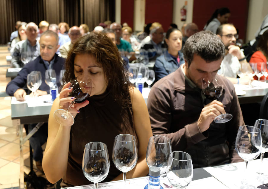 El Norte reanudó el miércoles sus catas, con cuatro vinos de Bodegas Familiares Matarromera para un público con buen paladar.