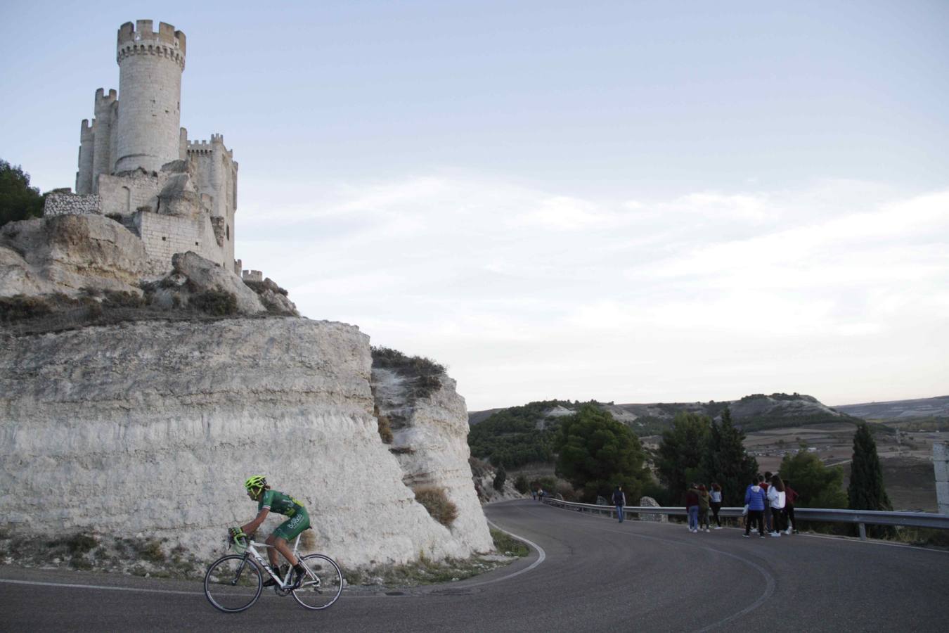 Diego Cosgaya y Marta Antolino se llevan la cronoescalada al castillo de Peñafiel