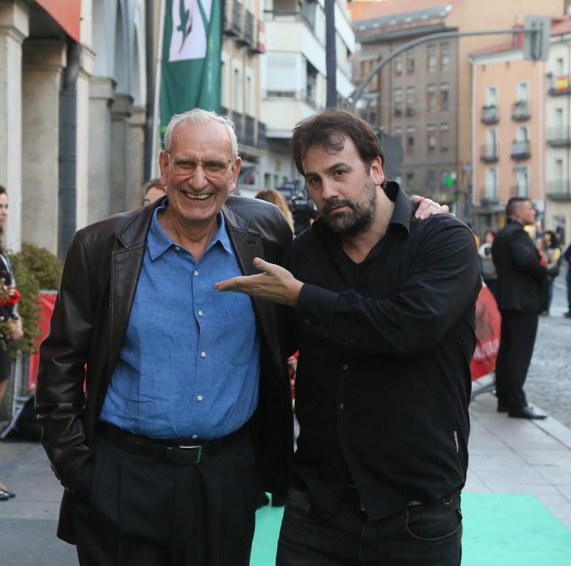 Luis Tosar y Emma Suárez reciben la Espiga de Honor en la Gala del Cine Español