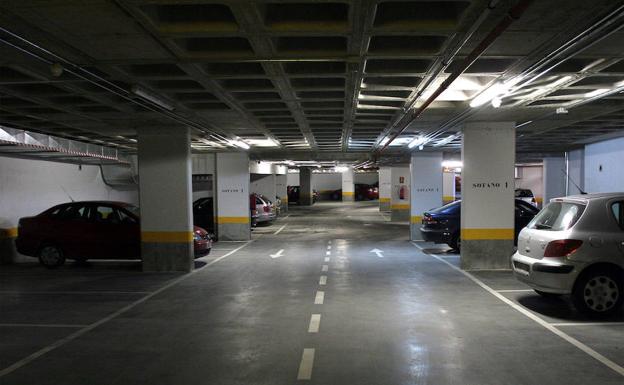 Interior del estacionamiento. 