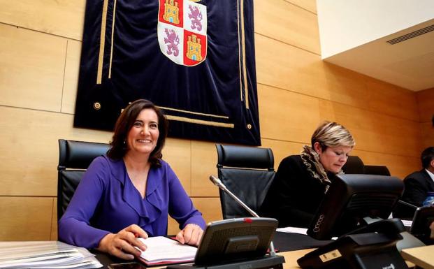 La consejera de Cultura y Turismo, María Josefa García Cirac, explica el Proyecto de Ley de Presupuestos de la Comunidad para su departamento en 2018. 