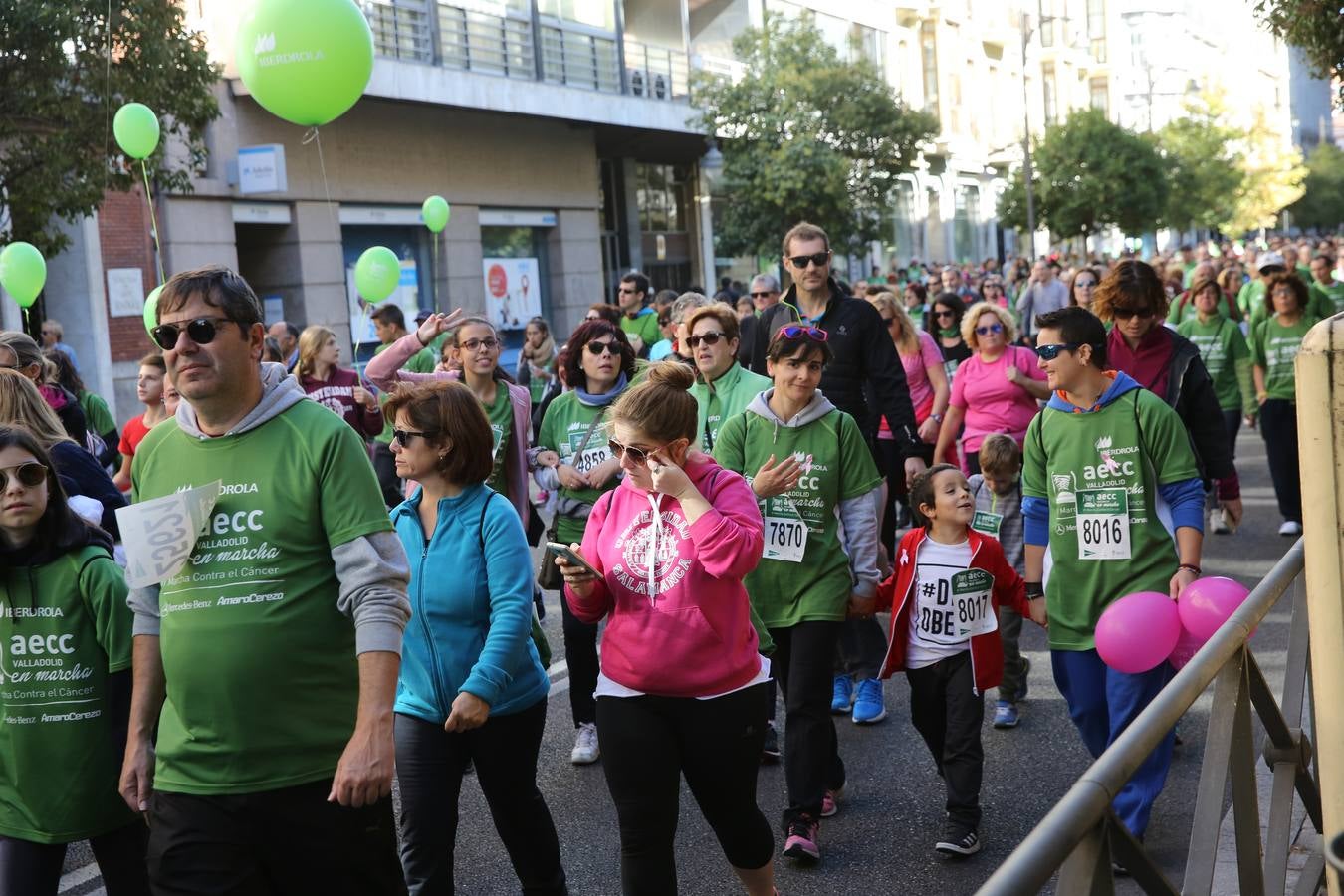 Miles de vallisoletanos se han vestido hoy de verde para salir a la calle en una marcha histórica