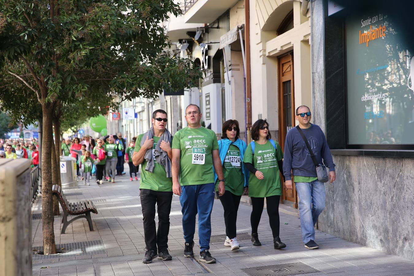 Miles de vallisoletanos se han vestido hoy de verde para salir a la calle en una marcha histórica