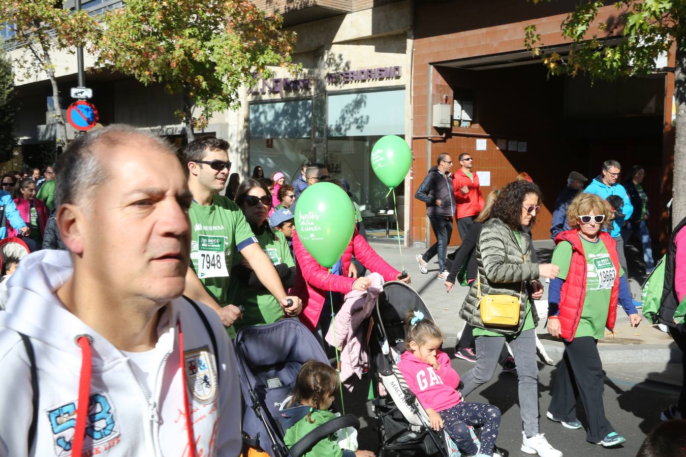 Miles de vallisoletanos se han vestido hoy de verde para salir a la calle en una marcha histórica