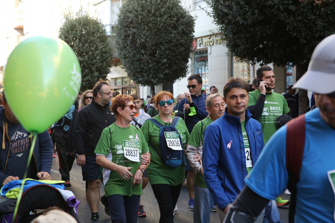 Miles de vallisoletanos se han vestido hoy de verde para salir a la calle en una marcha histórica