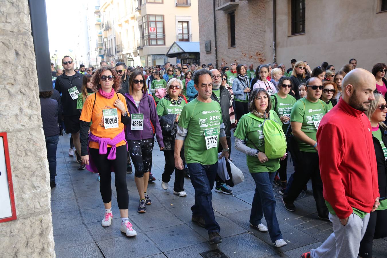 Miles de vallisoletanos se han vestido hoy de verde para salir a la calle en una marcha histórica