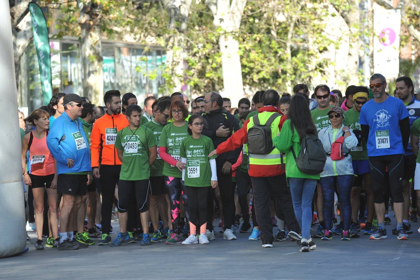 Miles de vallisoletanos se han vestido hoy de verde para salir a la calle en una marcha histórica