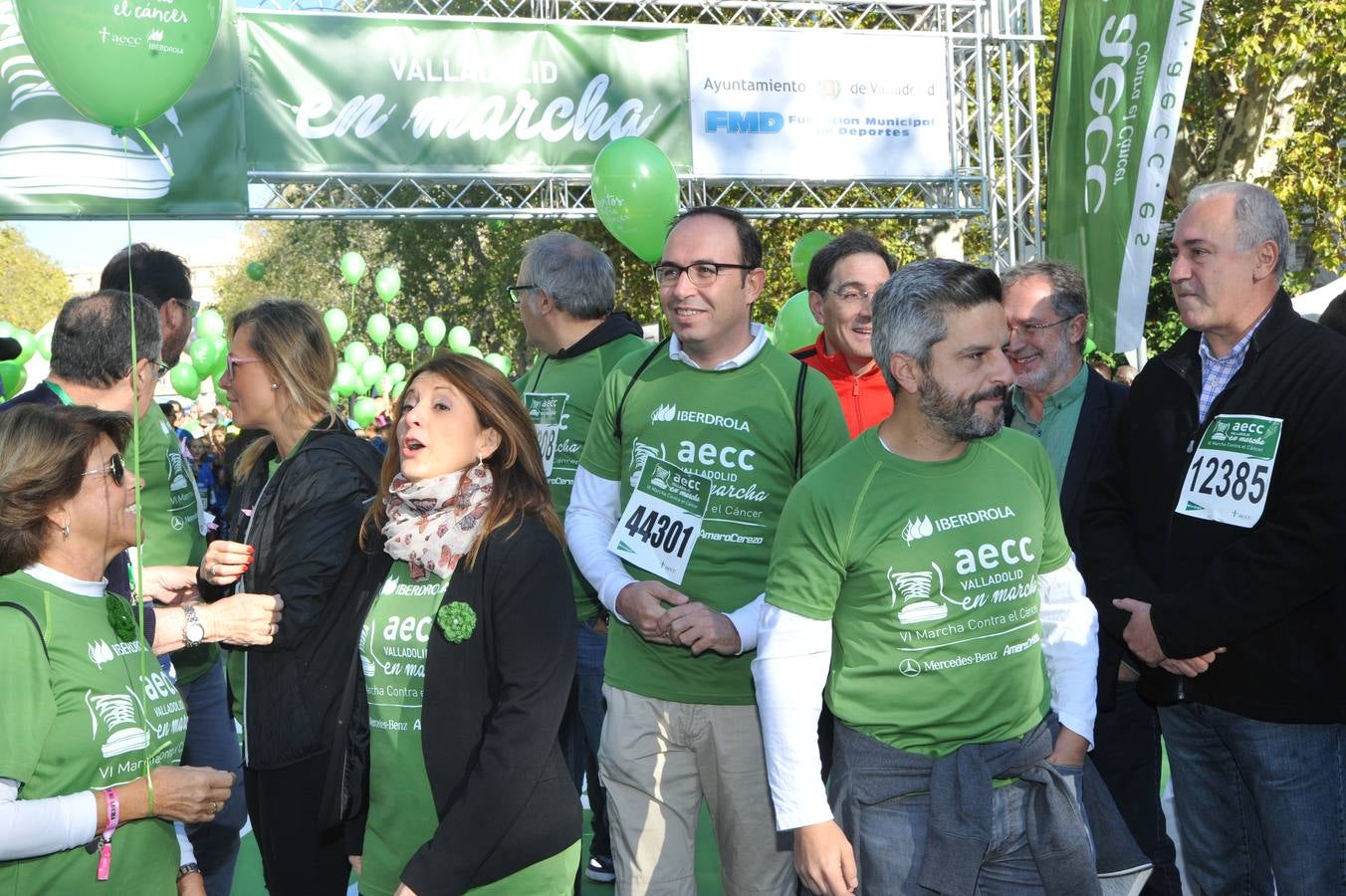 Miles de vallisoletanos se han vestido hoy de verde para salir a la calle en una marcha histórica