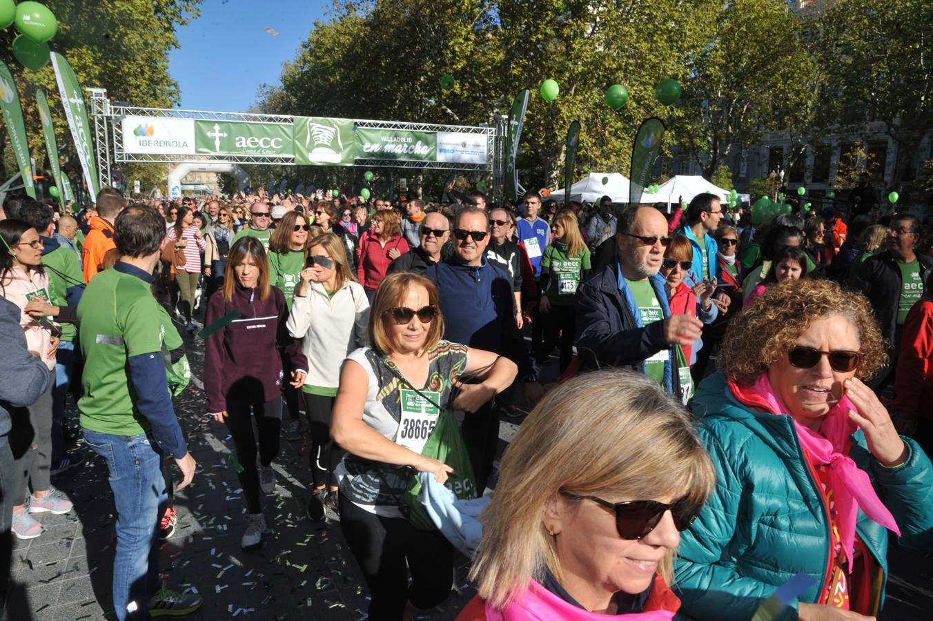 Miles de vallisoletanos se han vestido hoy de verde para salir a la calle en una marcha histórica