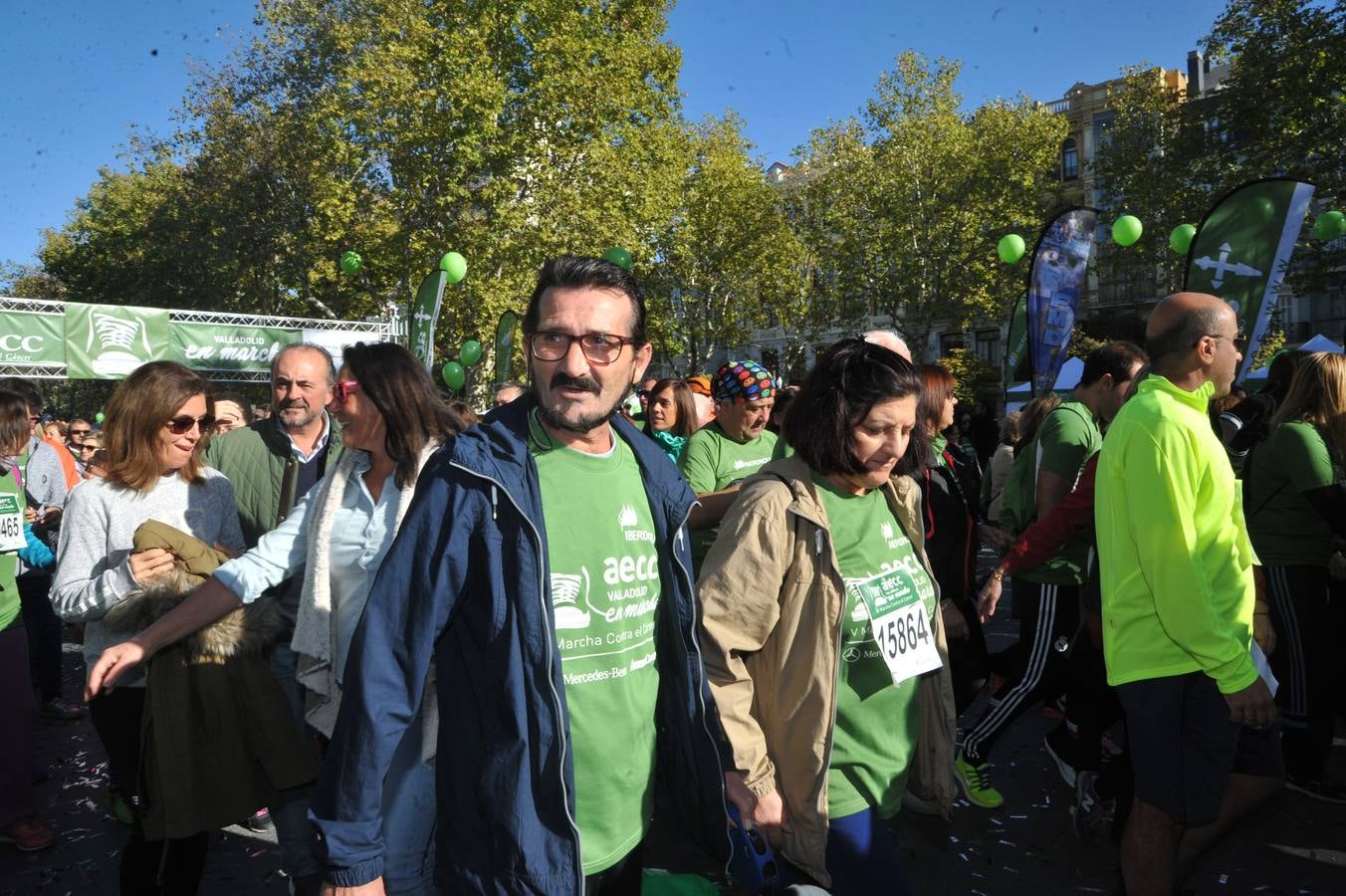 Miles de vallisoletanos se han vestido hoy de verde para salir a la calle en una marcha histórica